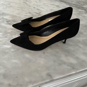 Suede pump new with tags